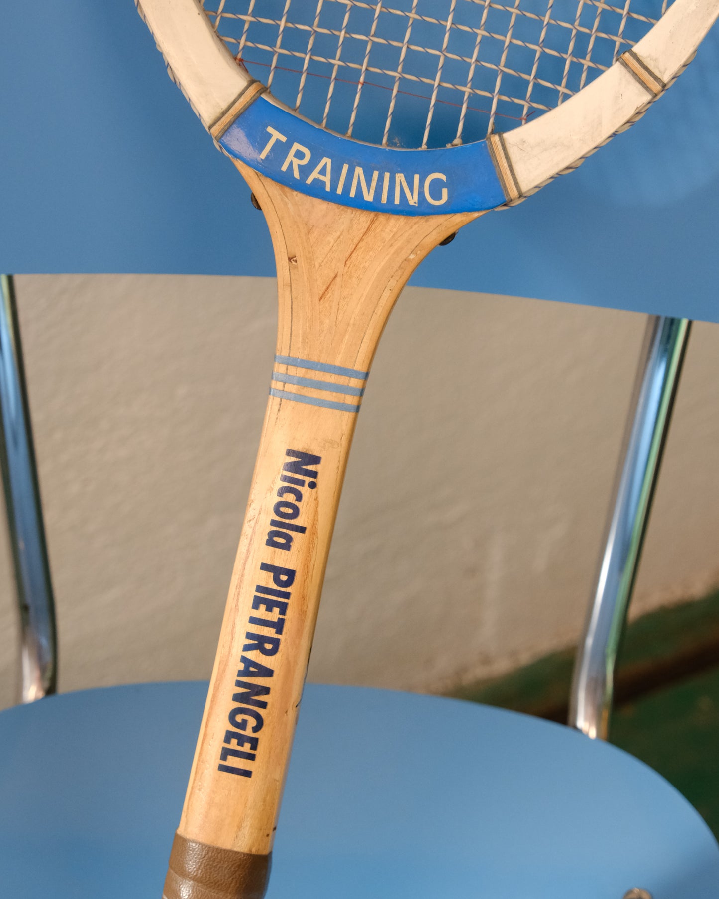 Racchetta da tennis in legno “Nicola Pietrangeli”