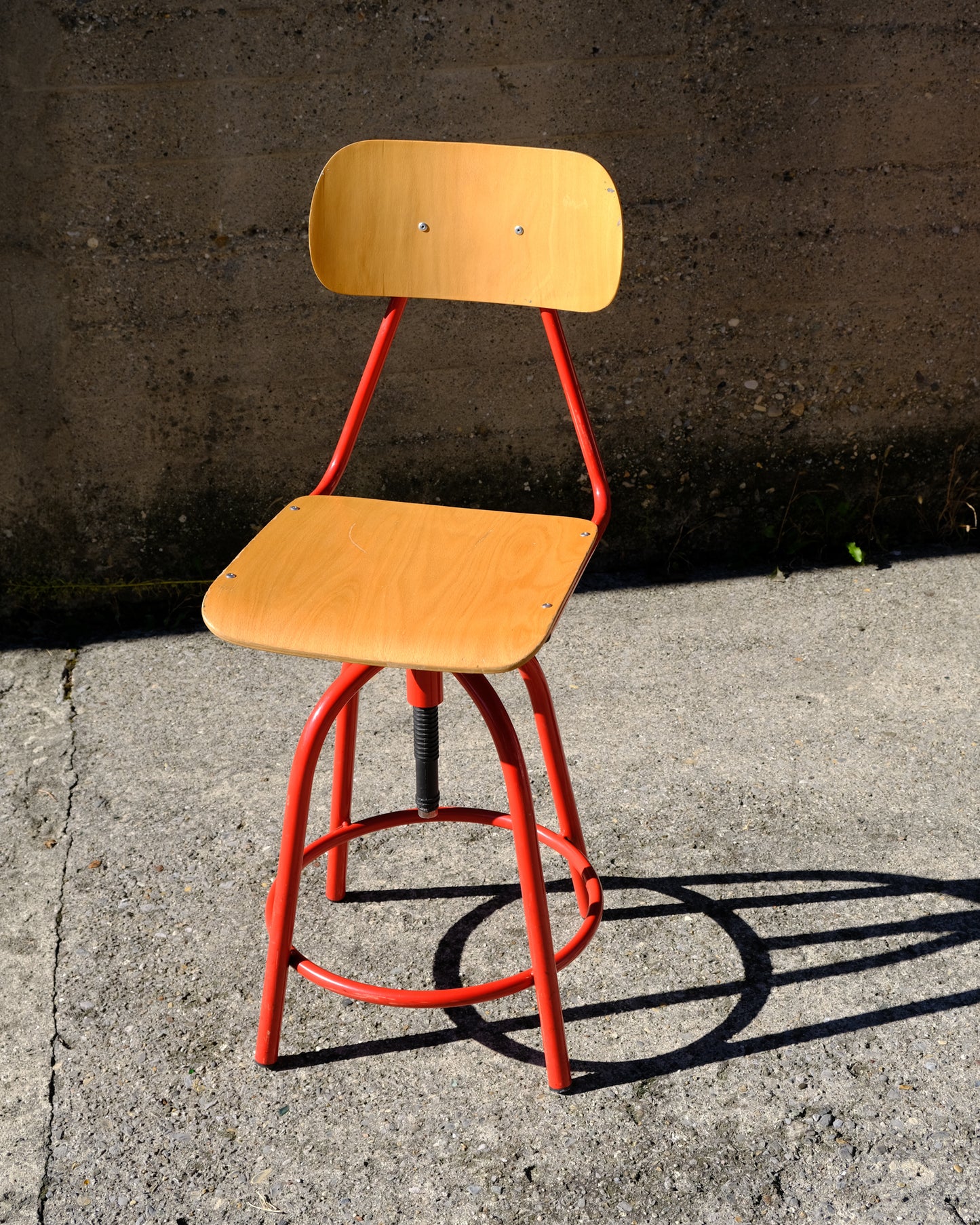 Sgabelli vintage con schienale