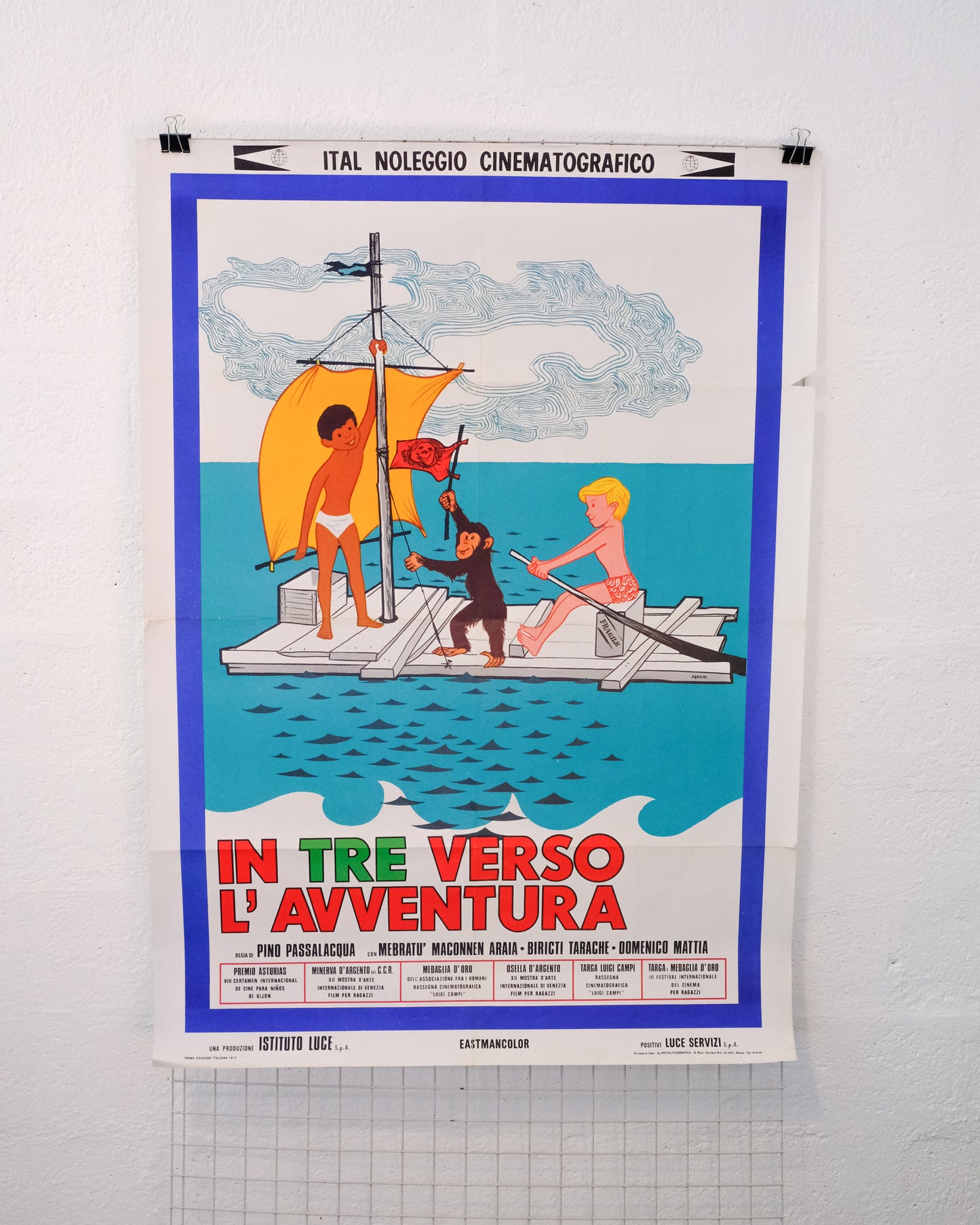 Manifesto cinema "In tre verso l'avventura". 1973
