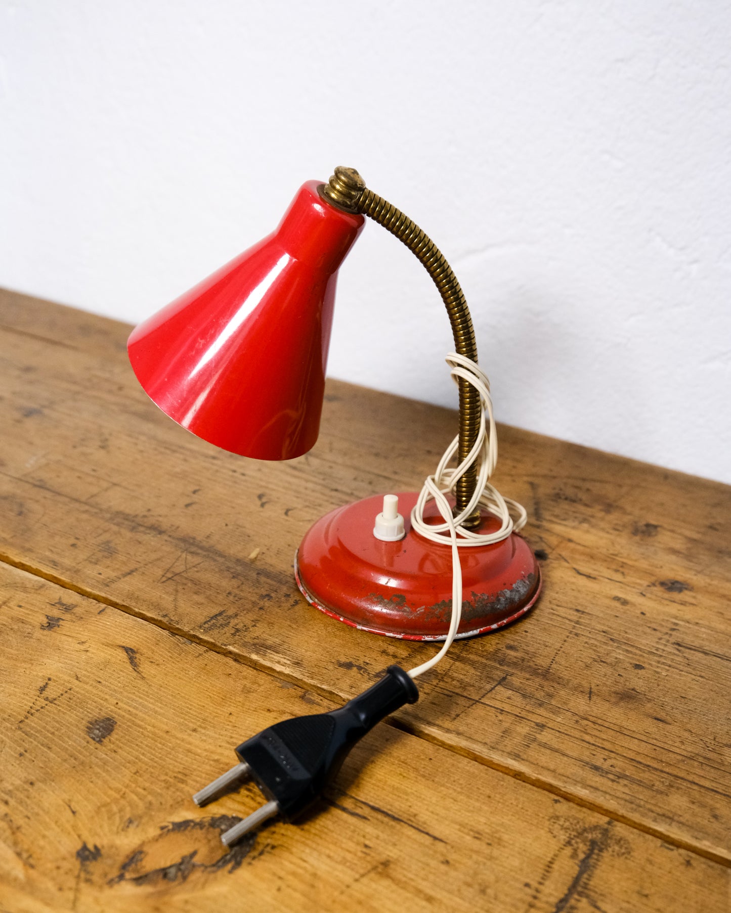 Lampada da tavolo rossa