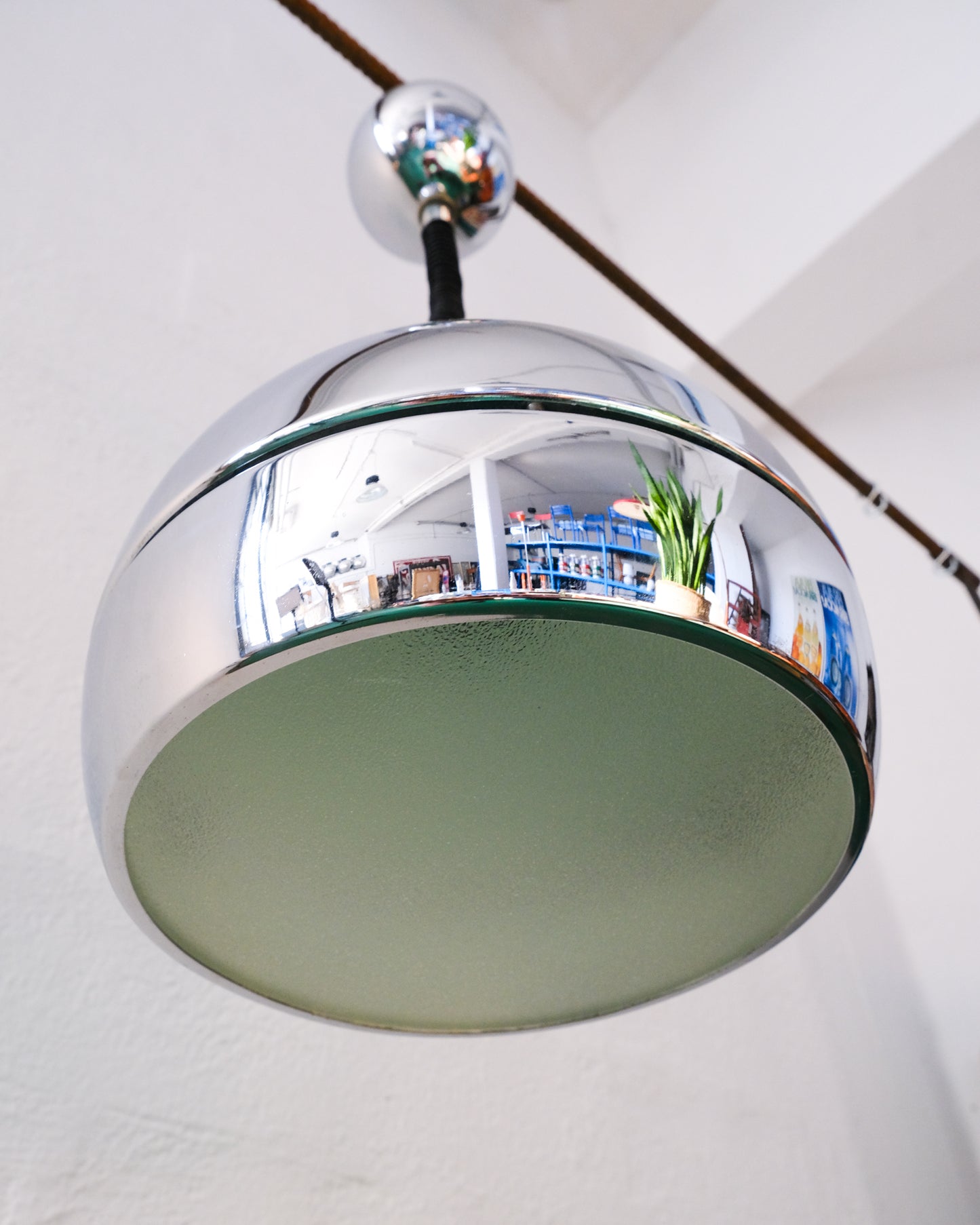 Lampada a sospensione cromata