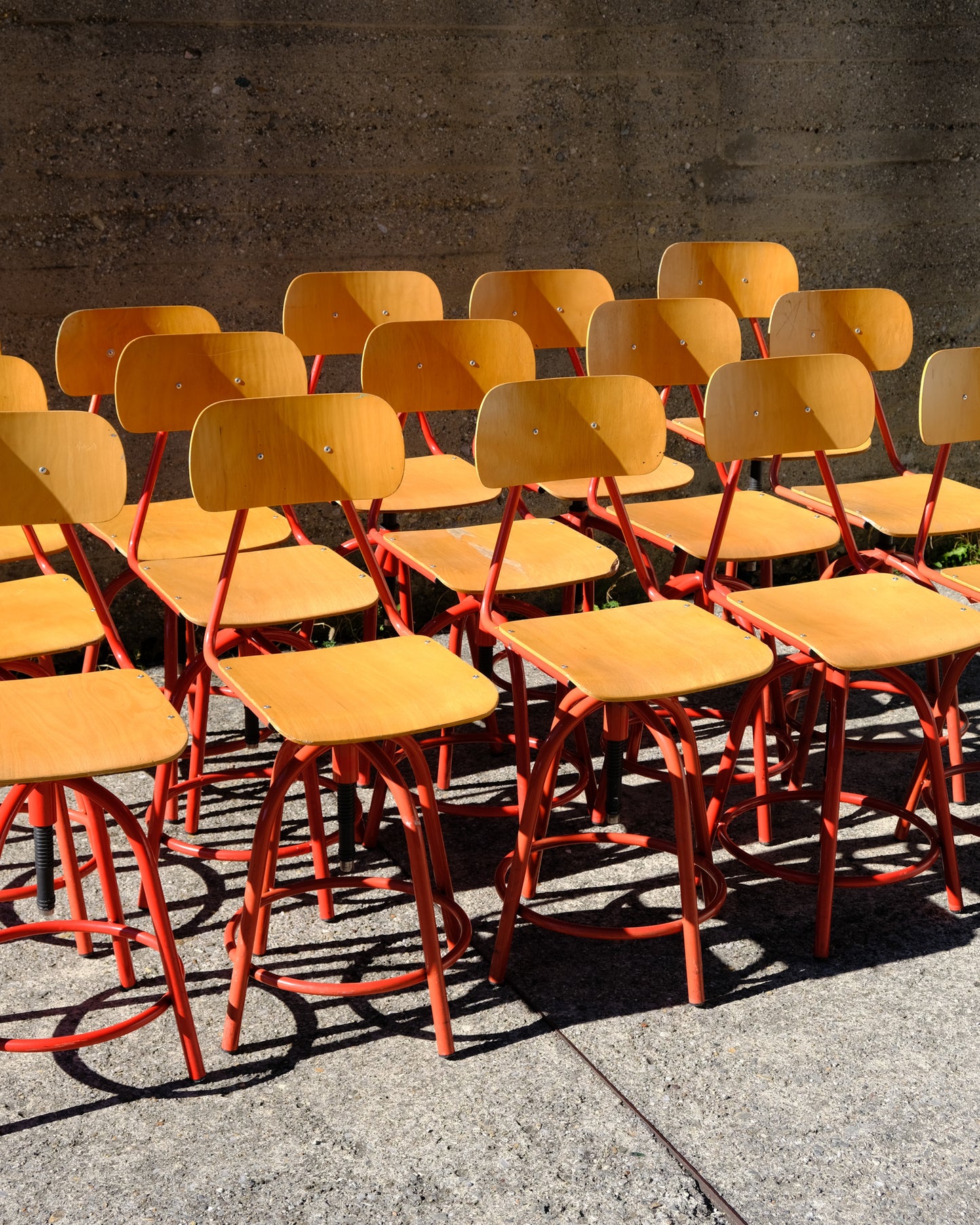 Sgabelli vintage con schienale