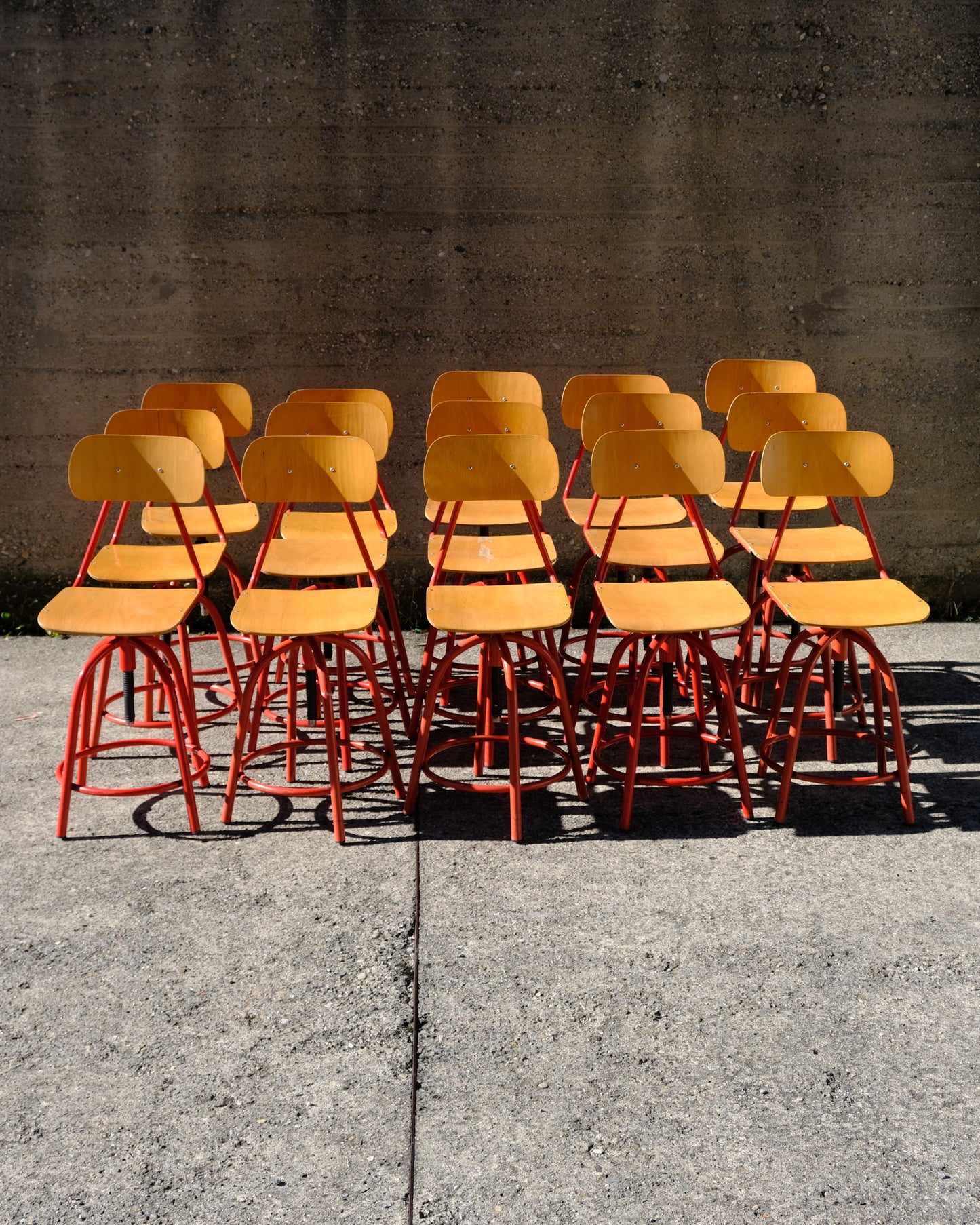 Sgabelli vintage con schienale